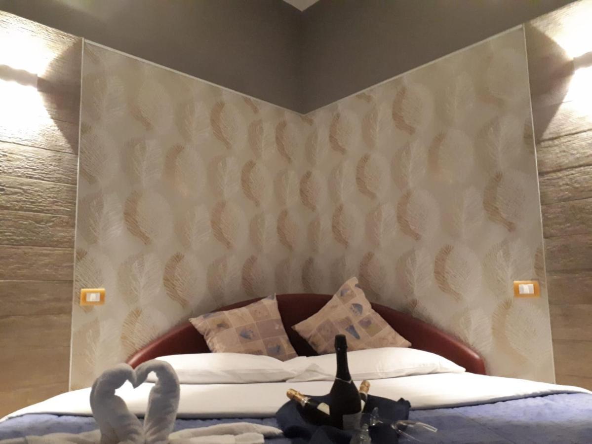 Thaire Resort กัสเตลโวลตูร์โน ภายนอก รูปภาพ