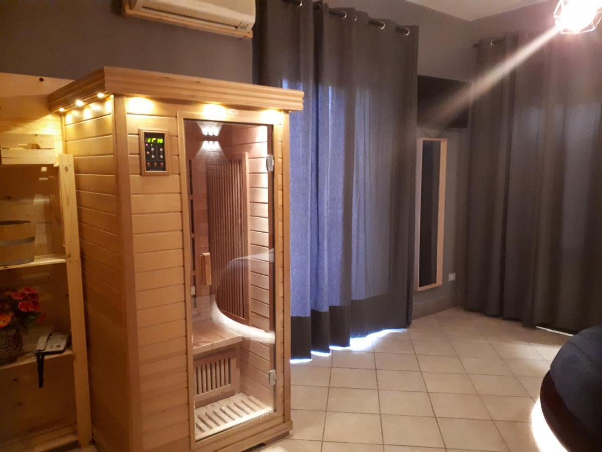 Thaire Resort กัสเตลโวลตูร์โน ภายนอก รูปภาพ
