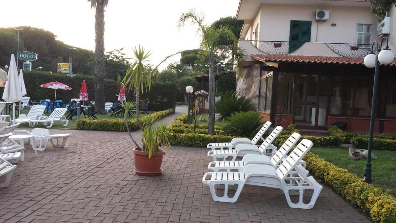 Thaire Resort กัสเตลโวลตูร์โน ภายนอก รูปภาพ