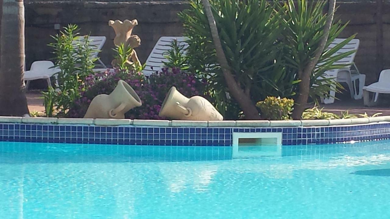 Thaire Resort กัสเตลโวลตูร์โน ภายนอก รูปภาพ