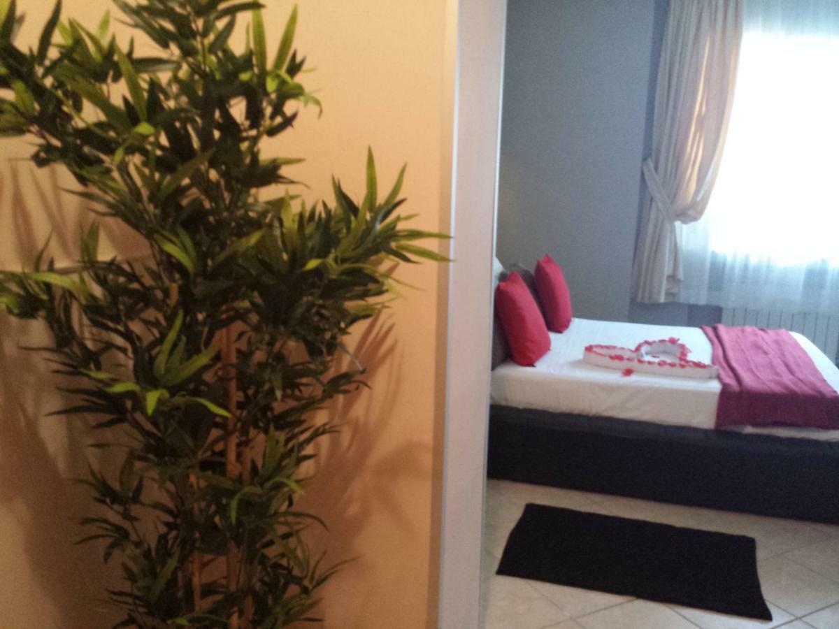 Thaire Resort กัสเตลโวลตูร์โน ภายนอก รูปภาพ